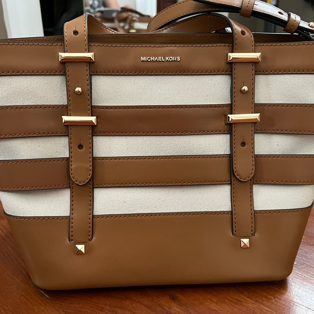 Michael Kors summer tote